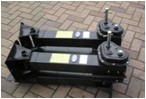 LUEN Truck Landing Gear Customized Welding Trailer Parts Trailer Jack Leg Landing Gear 28T