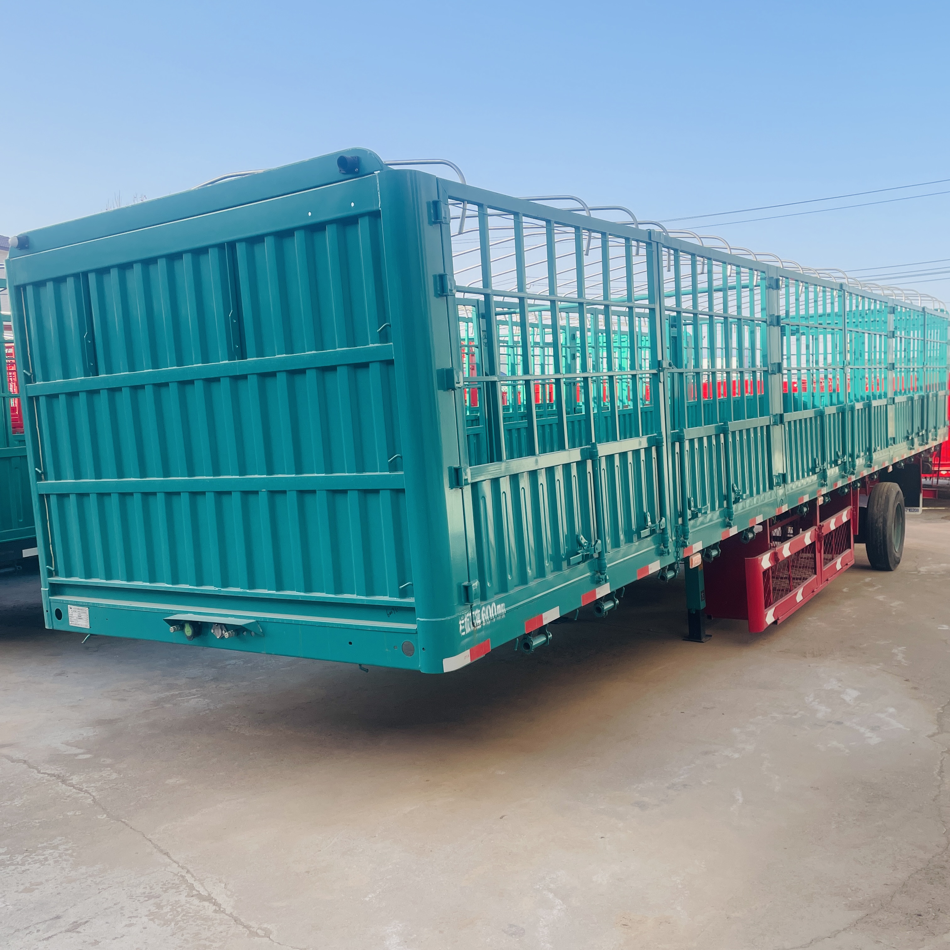 JINFENG 2/3 Axle 30-80T Steel Closed Pickup Side Wall Fence Semi Trailer Heavy Duty Landing Gear (Customized Color) for Sale