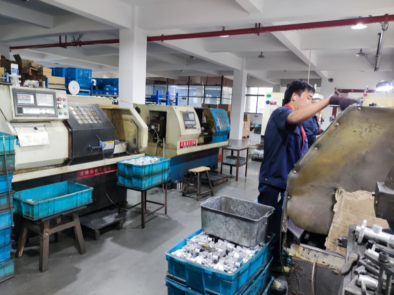 Lookt Auto Parts Warehouse and Inventory 2