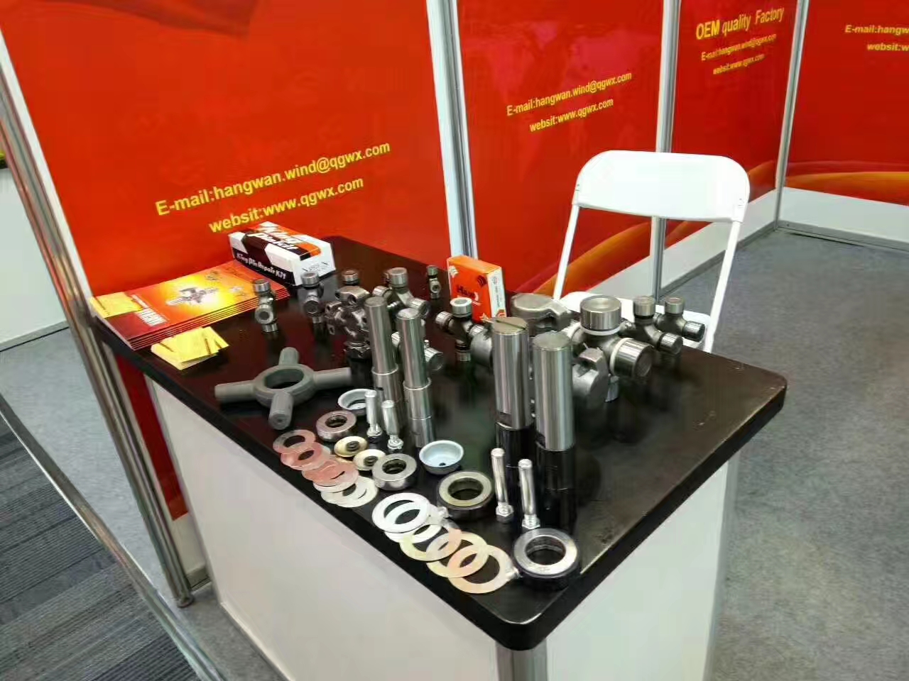Exhibition View 3