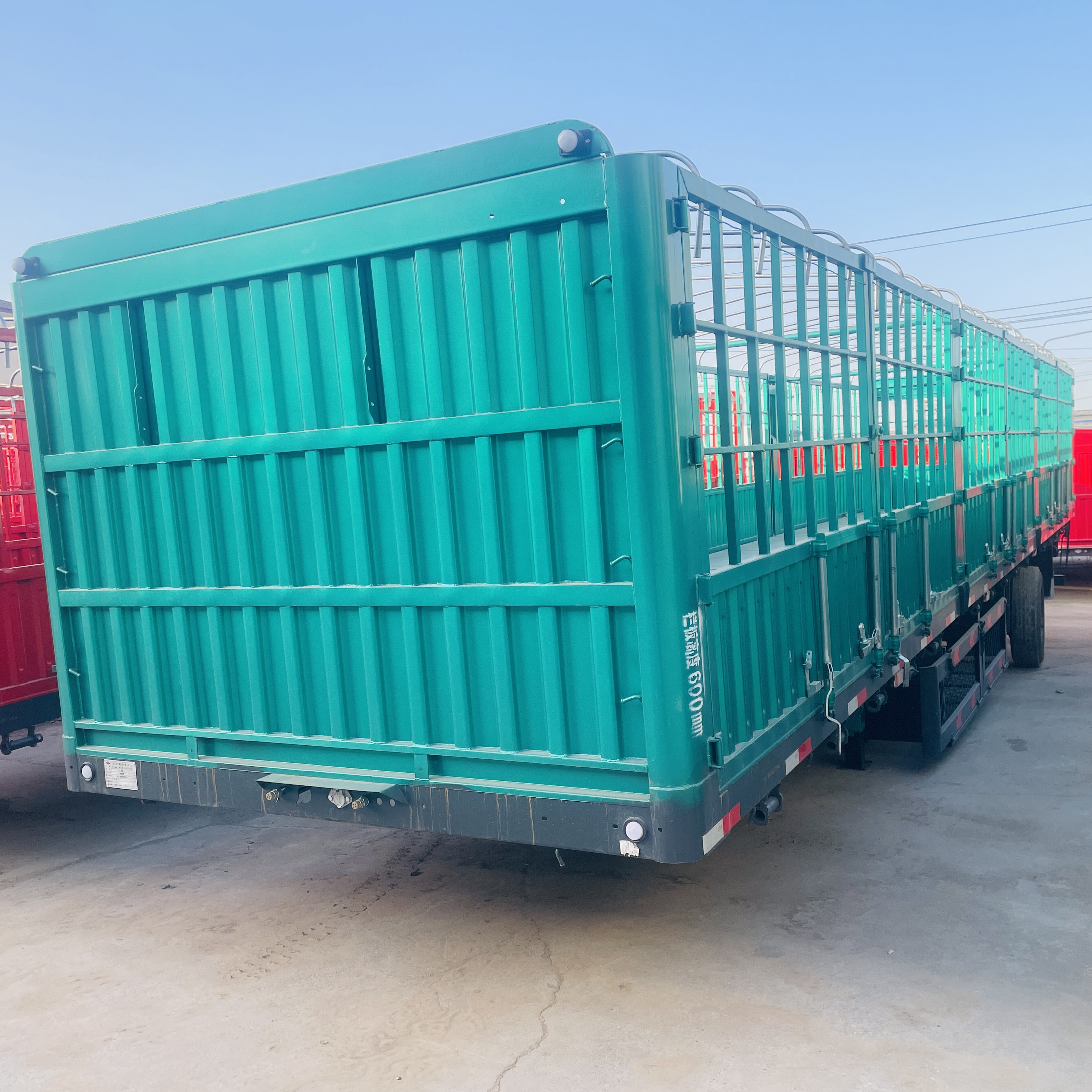 JINFENG 2/3 Axle 30-80T Steel Closed Pickup Side Wall Fence Semi Trailer Heavy Duty Landing Gear (Customized Color) for Sale